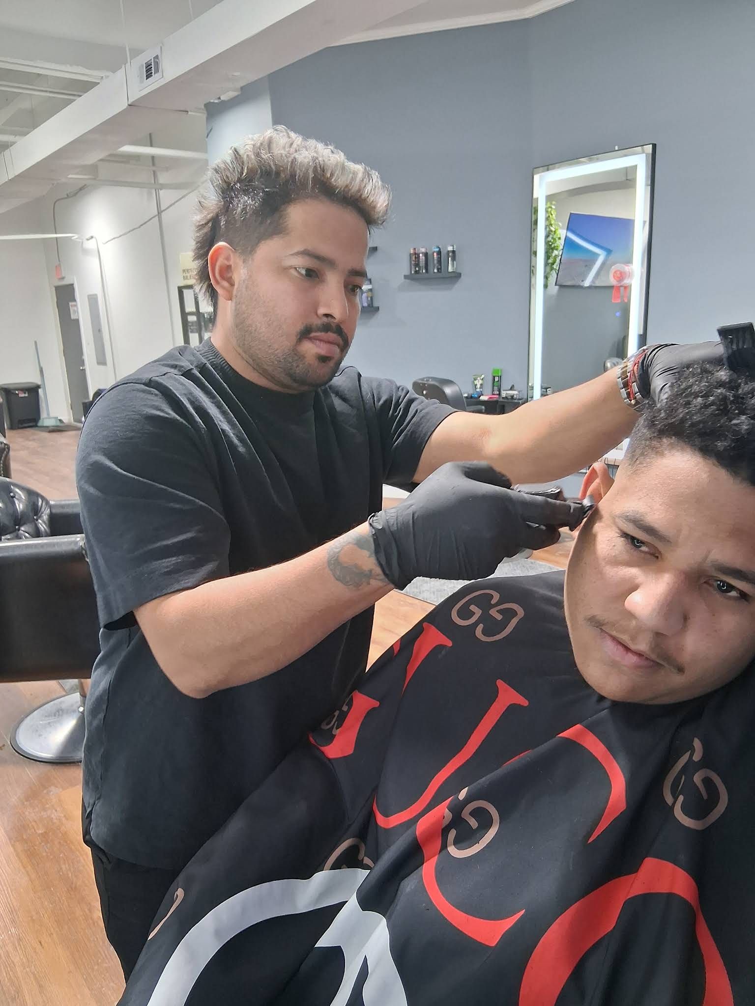 Pillo Barbershop & Hair Salon gallery photo